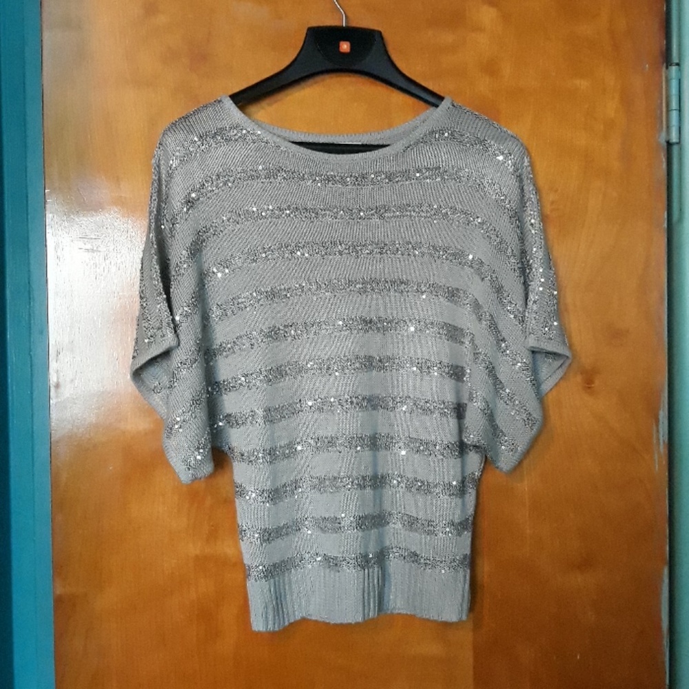 Gray sweater